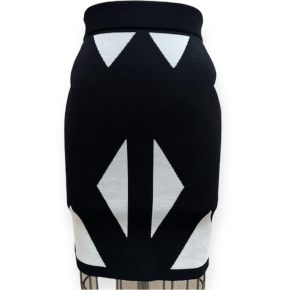 john+jenn Dresses & Skirts - John & Jenn Stretch Knit Skirt Size S/P